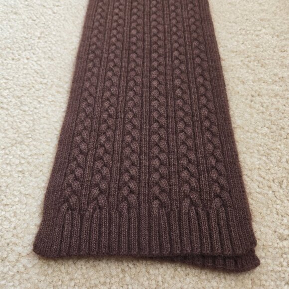 Brown Cashmere Cable Knit Scarf - Picture 3 of 15
